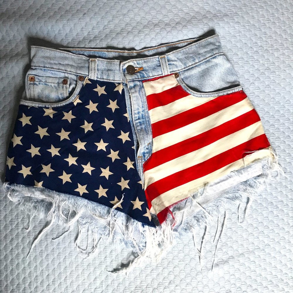 RunwayDreamz 617 Vintage American Flag Denim Shorts Size S